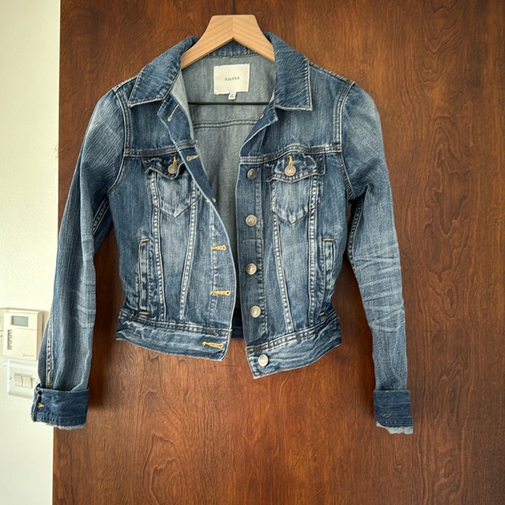 Talula Aritzia cropped denim jacket